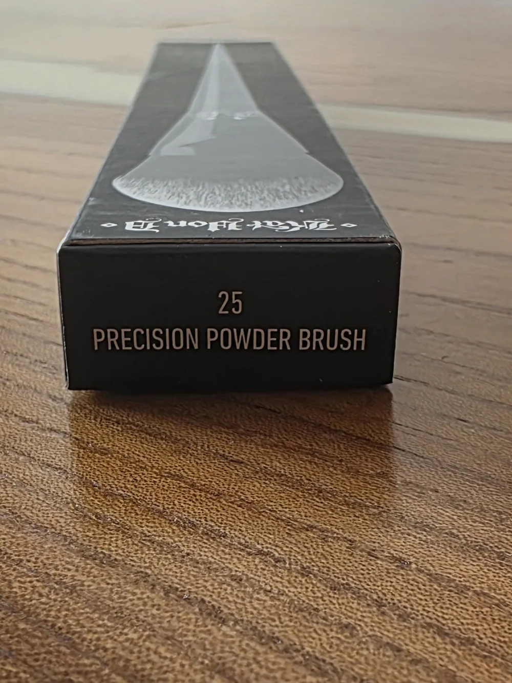 Kat Von D Lock-It Precision Powder Brush - Black